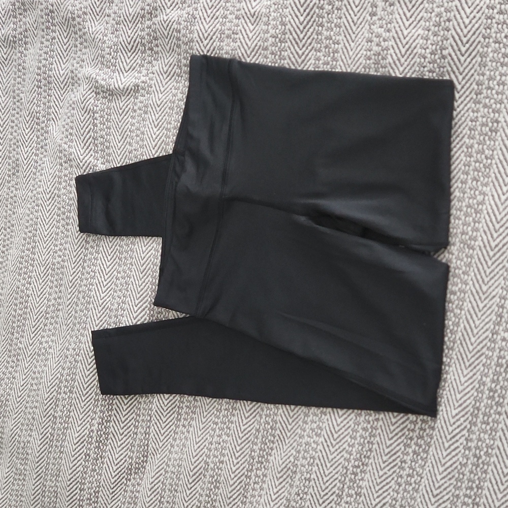 ✨️Underarmor | Cold Gear black leggings (sz M)